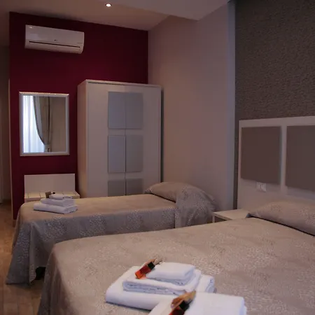Five Guest house Rome