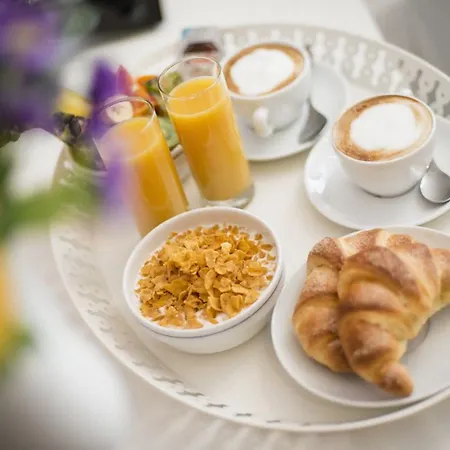 招待所 五间客房罗马旅馆 罗马