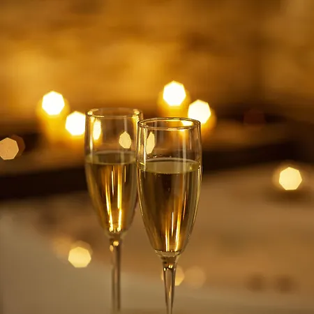 五间客房罗马旅馆 招待所 4*