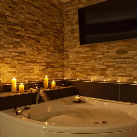 招待所 五间客房罗马旅馆 4*