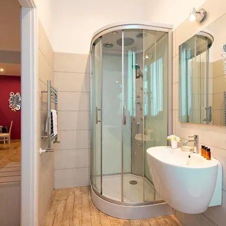 Five Guest house Rome