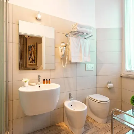 招待所 五间客房罗马旅馆 罗马